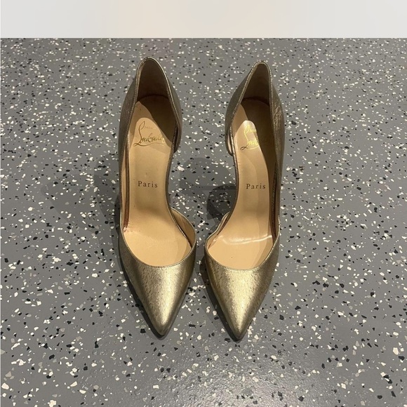 Christian Louboutin D'Orsay Pumps - Picture 2 of 5